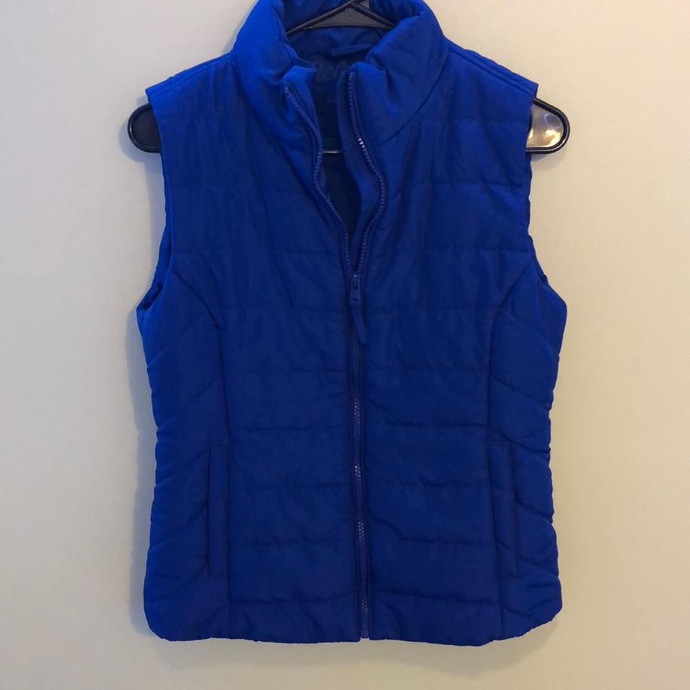 Aeropostale Vest!